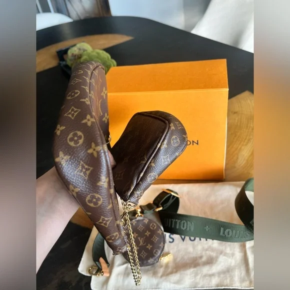 Louis Vuitton multi pochette - Picture 8 of 16